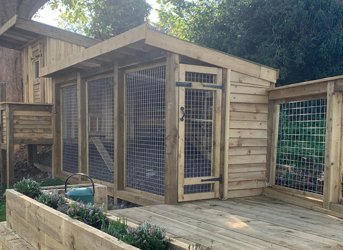 Bespoke Buildings & Stores - Coop
