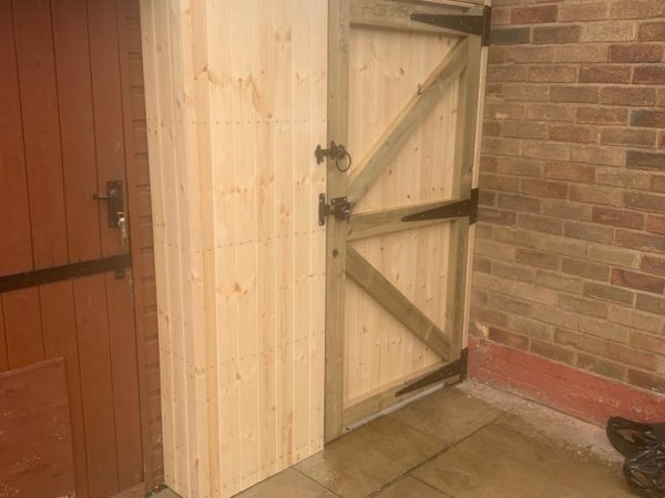 Bespoke Gate Installation Wigan (1)